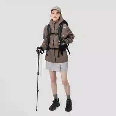 HELLY HANSEN