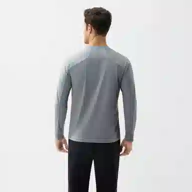 HELLY HANSEN T