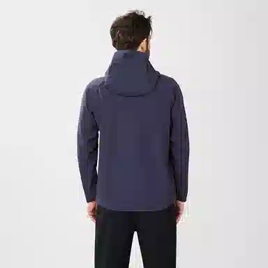 HELLY HANSEN