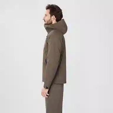 HELLY HANSEN