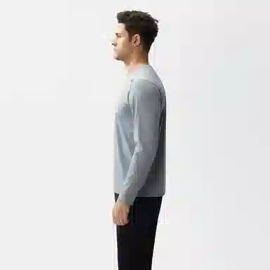 HELLY HANSEN T
