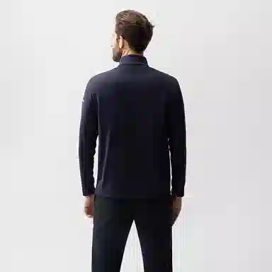 HELLY HANSEN
