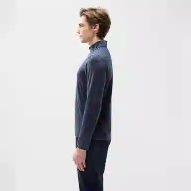 HELLY HANSEN