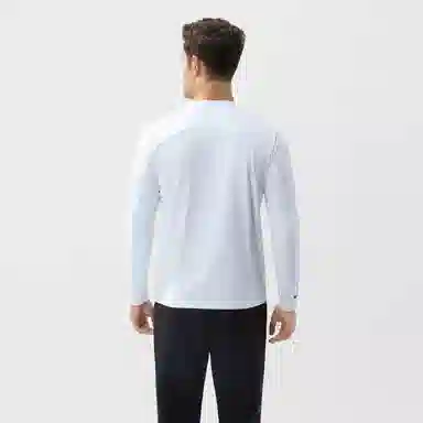 HELLY HANSEN T