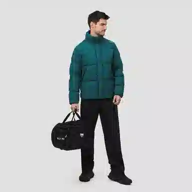 HELLY HANSEN