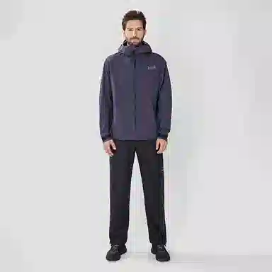 HELLY HANSEN