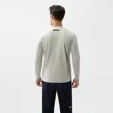 HELLY HANSEN T