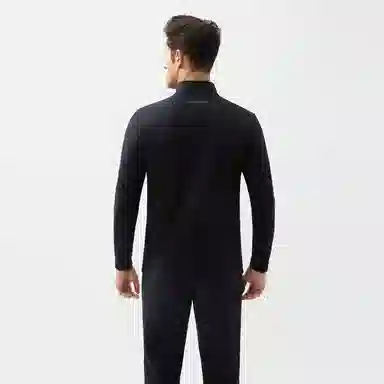 HELLY HANSEN T