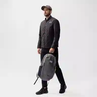HELLY HANSEN