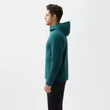 HELLY HANSEN