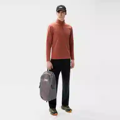 HELLY HANSEN T