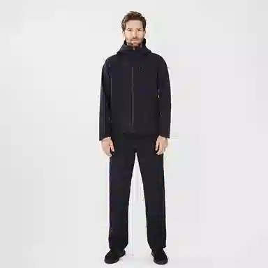 HELLY HANSEN