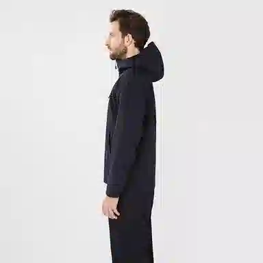 HELLY HANSEN
