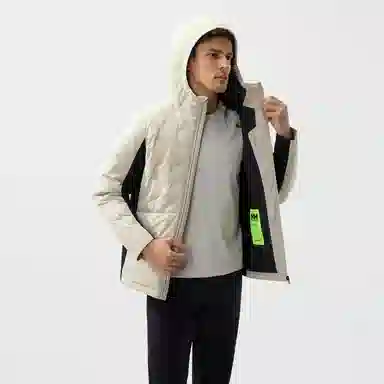 HELLY HANSEN