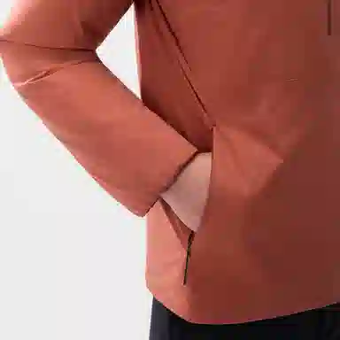 HELLY HANSEN