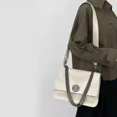 谷田西 软皮通勤链条 牛皮 托特包 中号 女款 黑色