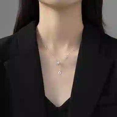 S925