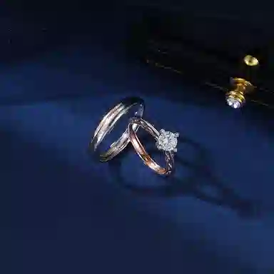 925