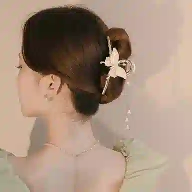 沂茹 文艺小清新甜美精致金色立体飞舞蝴蝶流苏大号后脑勺盘发发抓森系温柔减龄抓夹发饰头饰 合金 发夹 女款