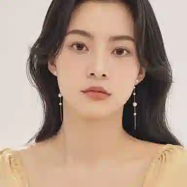 S925