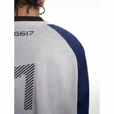 MT99 Striped V-Neck Long Sleeve Tee