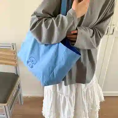 XOKY Tote