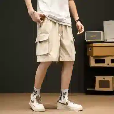 贵色 美式时尚潮流高街痞帅薄款凉爽透气潮牌城市机能风多口袋系绳设计感休闲宽松垂感五分阔腿裤工装短裤 男女同款