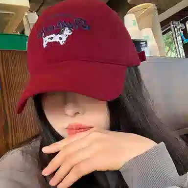 心水好物 卡通小狗刺绣字母百搭遮阳帽大头显脸小 棉 鸭舌帽 男女同款情侣款