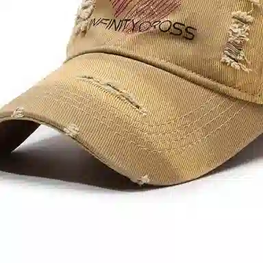 心水好物 韩版破洞爱心棒球帽街头出游百搭显脸小太阳帽字母刺绣时尚潮流 棉  鸭舌帽  男女同款情侣款