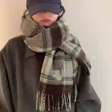 心水好物 韩系秋冬氛围感复古仿羊绒百搭格子围脖防寒保暖披肩 礼盒装 聚酯纤维 绒线围巾 男女同款情侣款