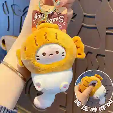 心水好物 可爱猫小食挂饰精致配饰包包 聚酯纤维 挂件 男女同款情侣款