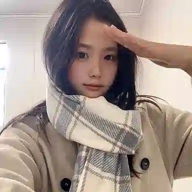 心水好物 高级感韩系小清新百搭黑白格纹柔软保暖加厚披肩围脖 礼盒装 聚酯纤维 绒线围巾 男女同款情侣款