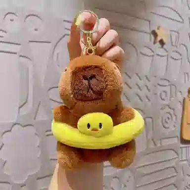 心水好物 卡皮巴拉游泳圈系列玩偶儿童玩具毛绒书包背包挂饰 聚酯纤维 挂件 男女同款情侣款