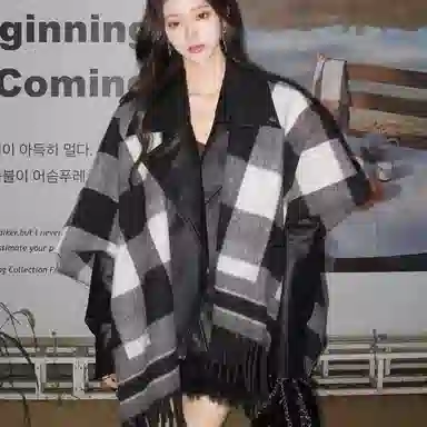 心水好物 优雅格子旅游保暖披风百搭高级感斗篷外搭围巾 聚酯纤维 披肩 女款