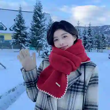 心水好物 羊毛混纺 韩系冬季氛围感锁边保暖防寒软糯亲肤 绒线围巾 男女同款情侣款