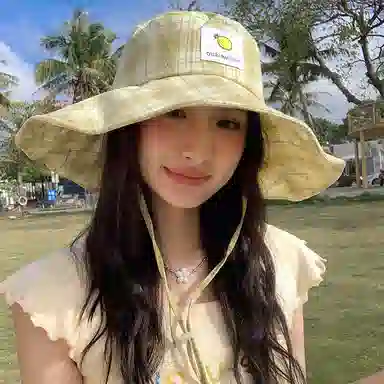 心水好物 韩系纯欲风草莓红色格子春夏季系带户外露营通勤遮阳大帽檐盆帽 棉 渔夫帽 女款