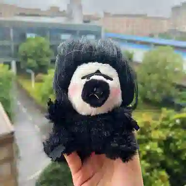 心水好物 潦草炸毛白面僧面猴杜杜毛绒丑萌公仔包包 聚酯纤维 挂件 男女同款情侣款