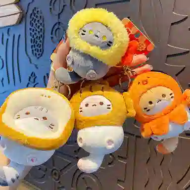 心水好物 可爱猫小食挂饰精致配饰包包 聚酯纤维 挂件 男女同款情侣款