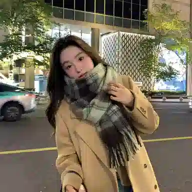 心水好物 韩系秋冬氛围感复古仿羊绒百搭格子围脖防寒保暖披肩 礼盒装 聚酯纤维 绒线围巾 男女同款情侣款