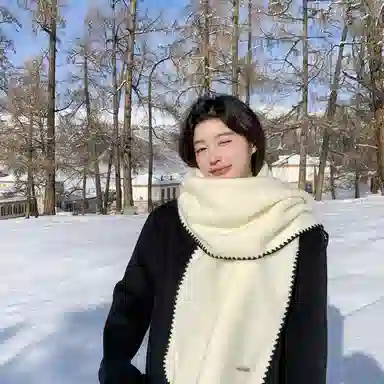 心水好物 羊毛混纺 韩系冬季氛围感锁边保暖防寒软糯亲肤 绒线围巾 男女同款情侣款