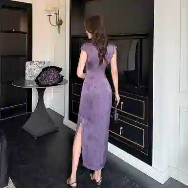 果瑱 新中式缎面蝴蝶改良旗袍水滴领镂空气质复古提花绝美设计感收腰显瘦舒适时尚简约百搭优雅修身高腰立领剪裁短袖连衣裙 女款
