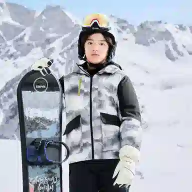 鸿星尔克儿童 潮流保暖舒适百搭羽绒服 冰川白/正黑 青少年