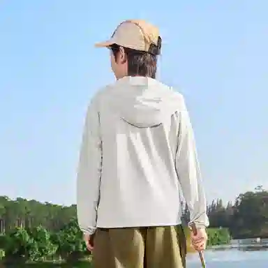 鸿星尔克儿童户外服 连帽纯色亲肤 青少年