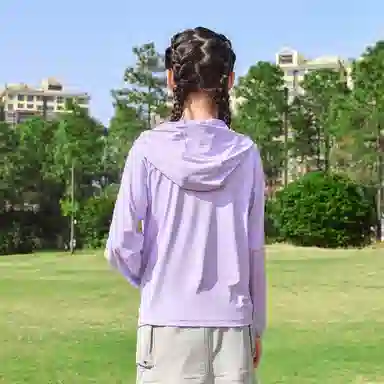 鸿星尔克儿童户外服 连帽纯色亲肤 青少年