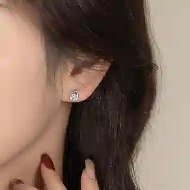 s999
