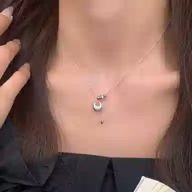 S925