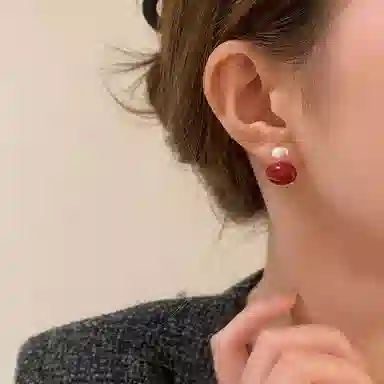 S925