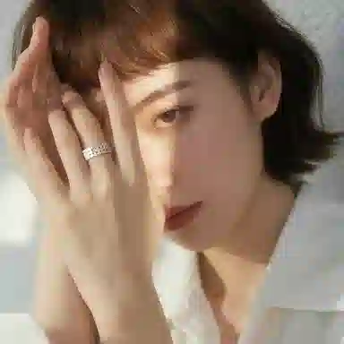S925