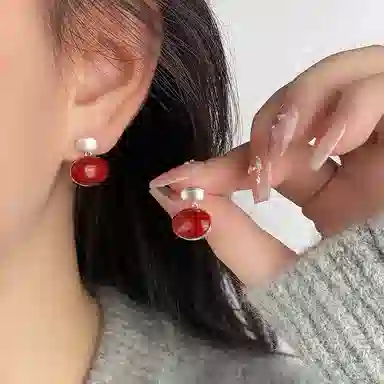 S925