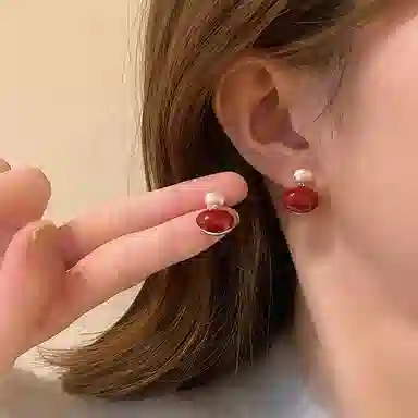 S925